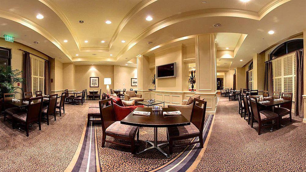 Holiday Inn Savannah Historic District By Ihg Exteriör bild