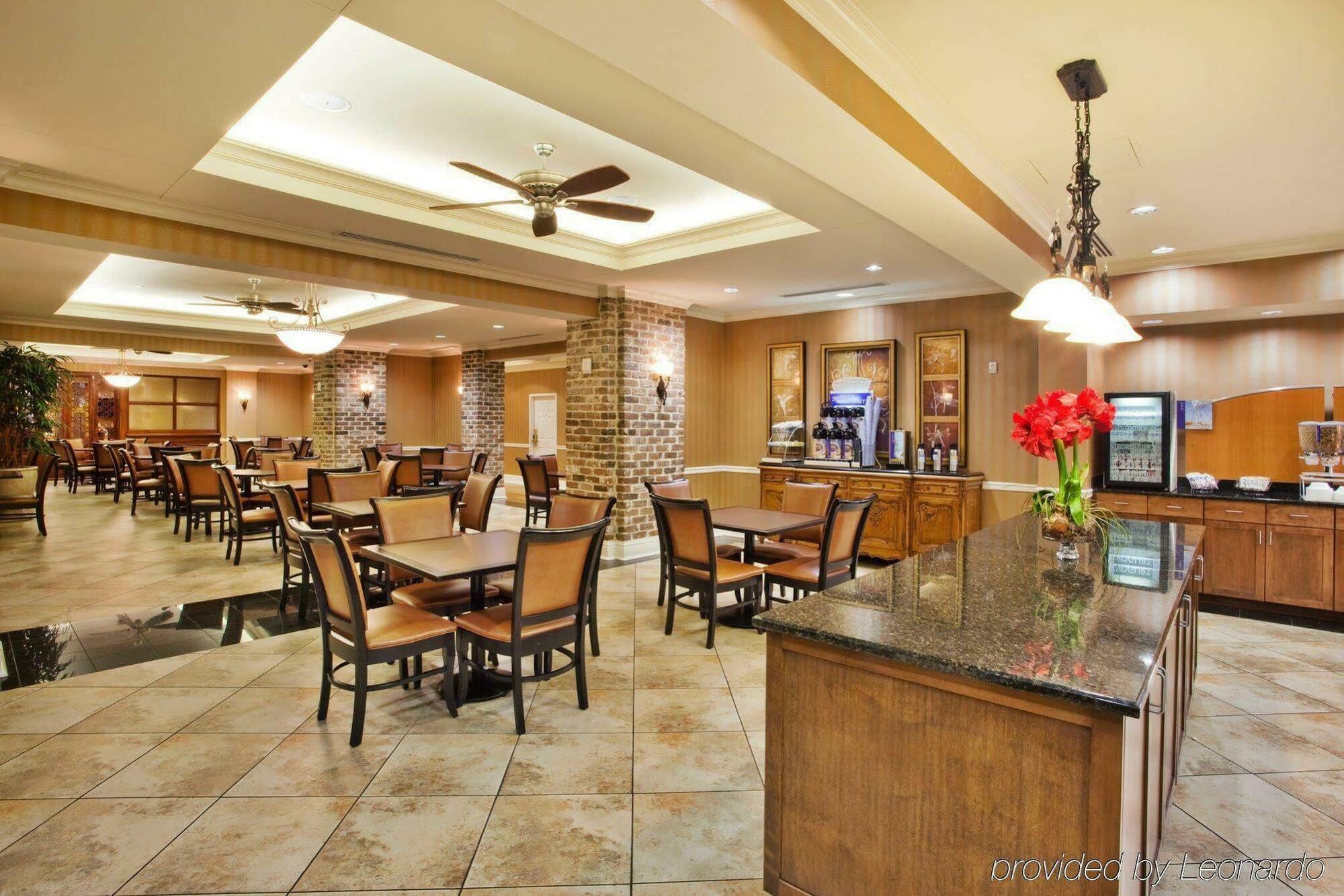 Holiday Inn Savannah Historic District By Ihg Exteriör bild